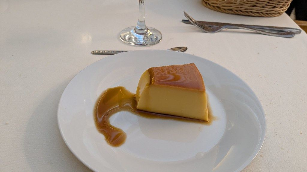 Cómo hacer flan de huevo casero al horno